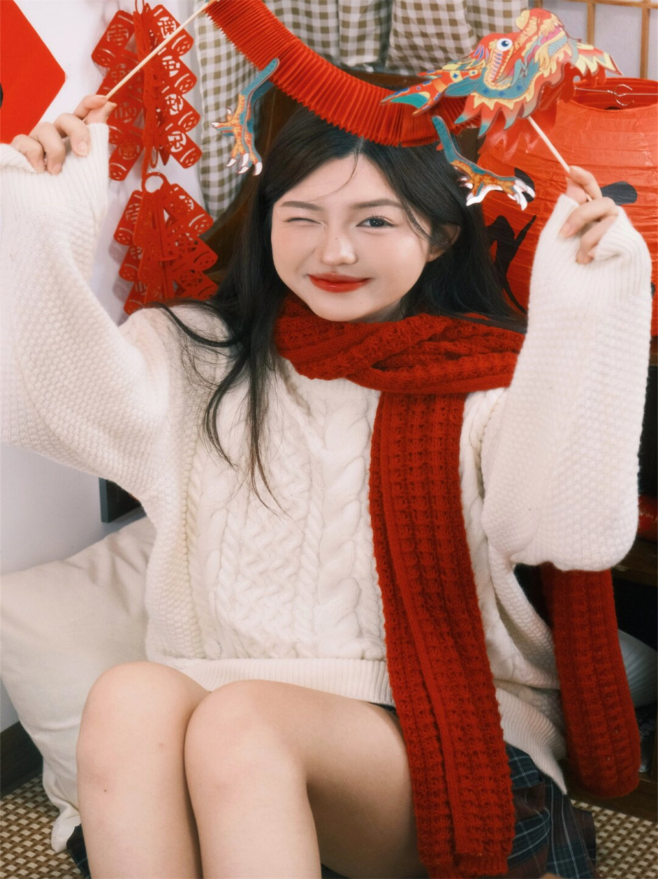 新年写真姿势分享  在这个喜庆的新年之际,我想和大家分享一些新年