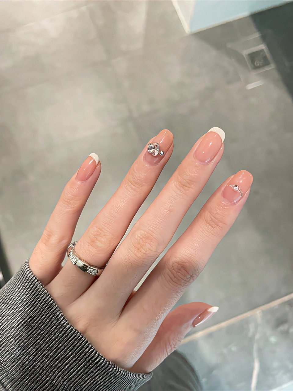ins氛围感美甲  97ins氛围感美甲,指尖上的时尚艺术78  98姐妹