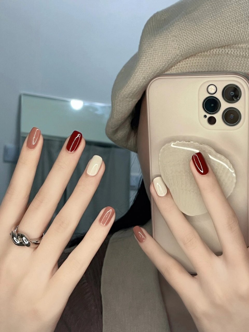 ins极简美甲  豆沙系跳色 温柔气质     97ins极简美甲,豆沙系跳色