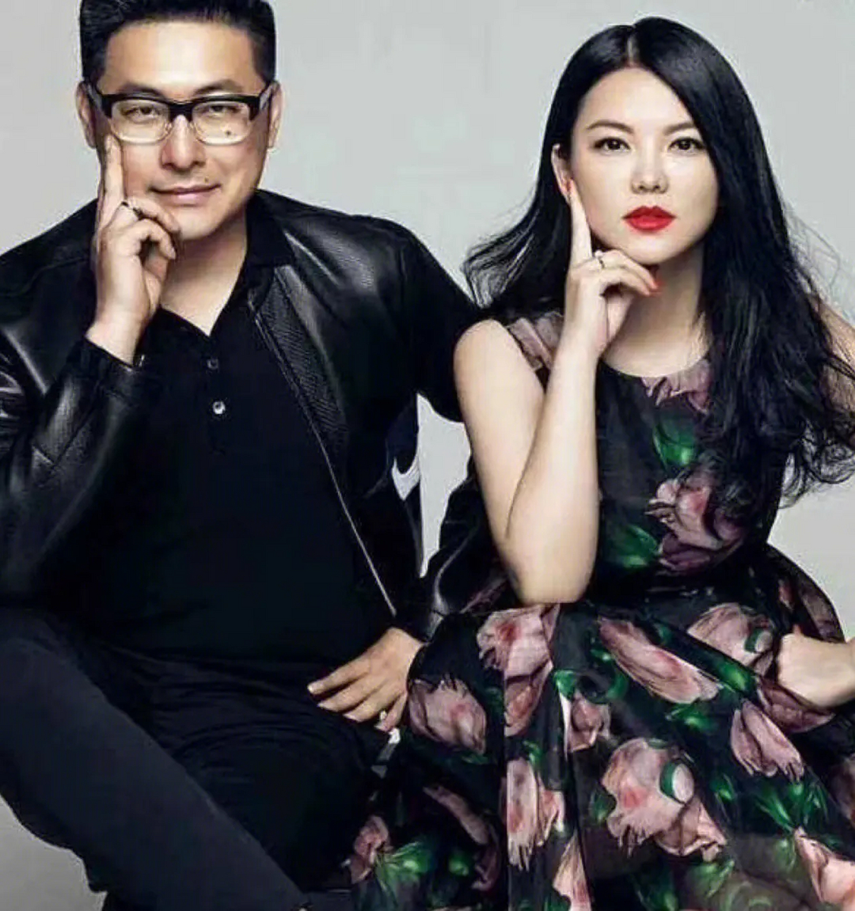 李湘和王岳伦竟然合伙成立新公司,并且李湘占股99%,真的是说明没有