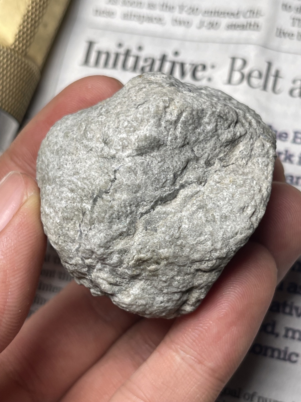 缅甸翡翠原石 天然a货玉石毛料,133.5克莫西沙原石,形状好皮壳好