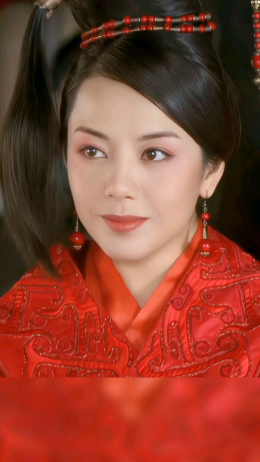 杨紫嫣采访爆料这个角色和甄嬛传里的敬妃竟然是同时拍的网友演技也太