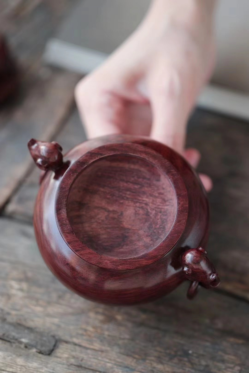 最贵的木材  海南黄花梨香炉