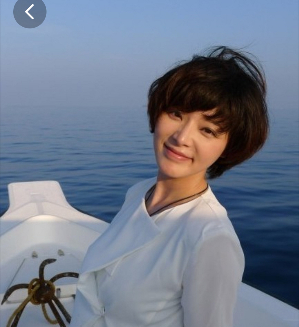 美女胡蝶主持人.