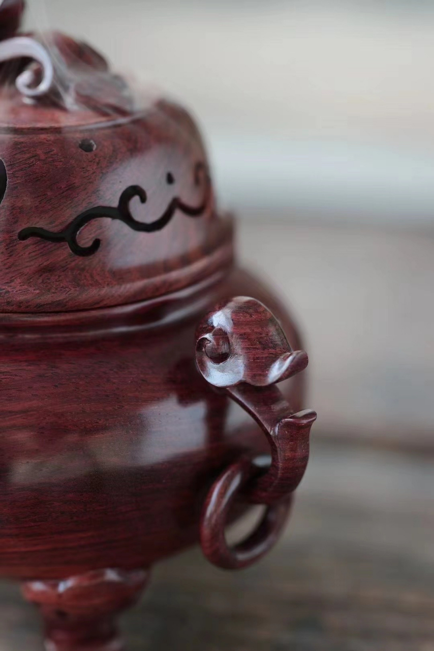 最贵的木材  海南黄花梨香炉