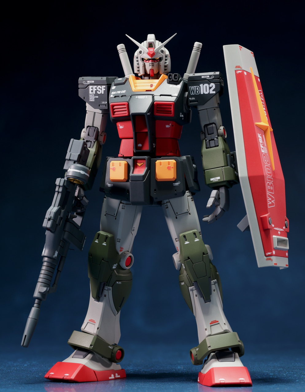 模型欣赏:机动战士高达0079  hg gto元祖高达,天线进行了锐化,填补