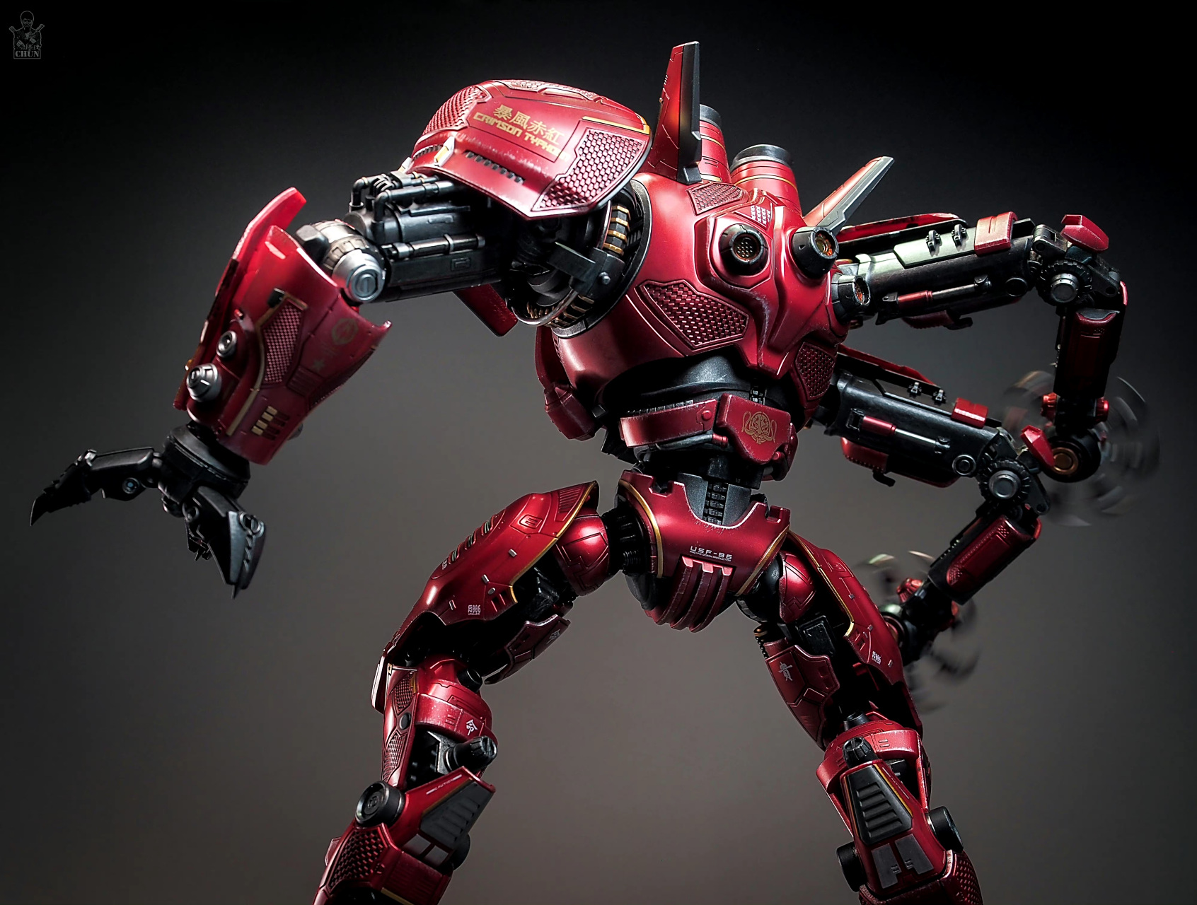 模型欣赏:开天工作室 环太平洋 暴风赤红合金成品机甲,暴风赤红高约