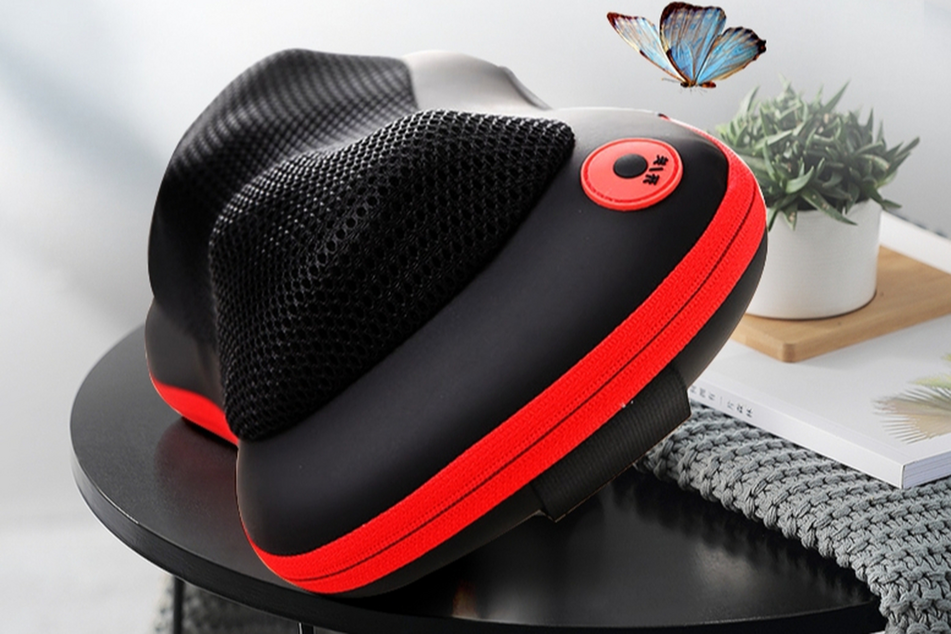 荣泰按摩器系列包括颈椎按摩器,按摩靠垫和全身按摩垫等,提供舒适按摩