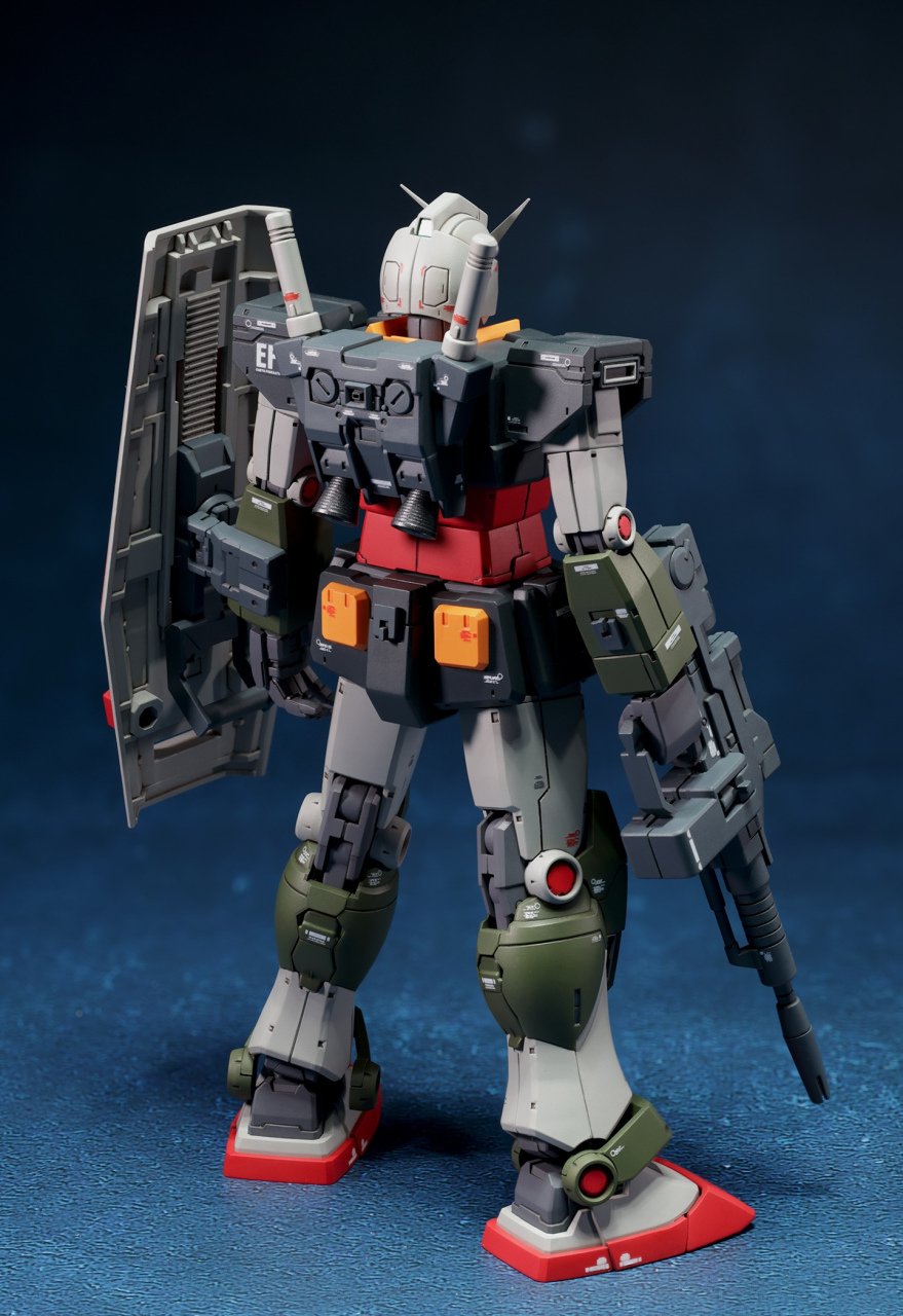 模型欣赏:机动战士高达0079  hg gto元祖高达,天线进行了锐化,填补