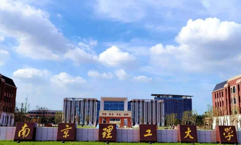 2019年,那个赴美抗癌的33岁女博士病逝,如今丈夫独自带女儿生活