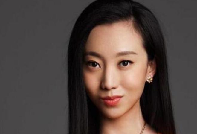 "你爱那个东西,就会执着"刘岩是内蒙古人,法官职务的父亲对刘岩非常