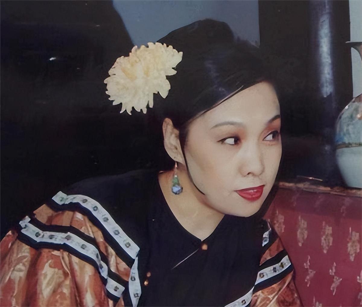 回顾看了鸨鸟怎么繁衍才知道古代青楼的老板娘为何叫老鸨