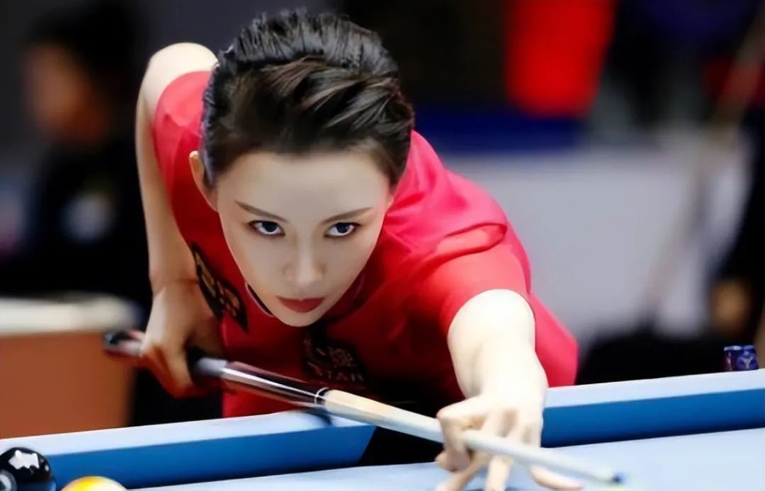 九球天后潘晓婷,住三层豪宅,内设私人台球室,8亿身价名不虚传