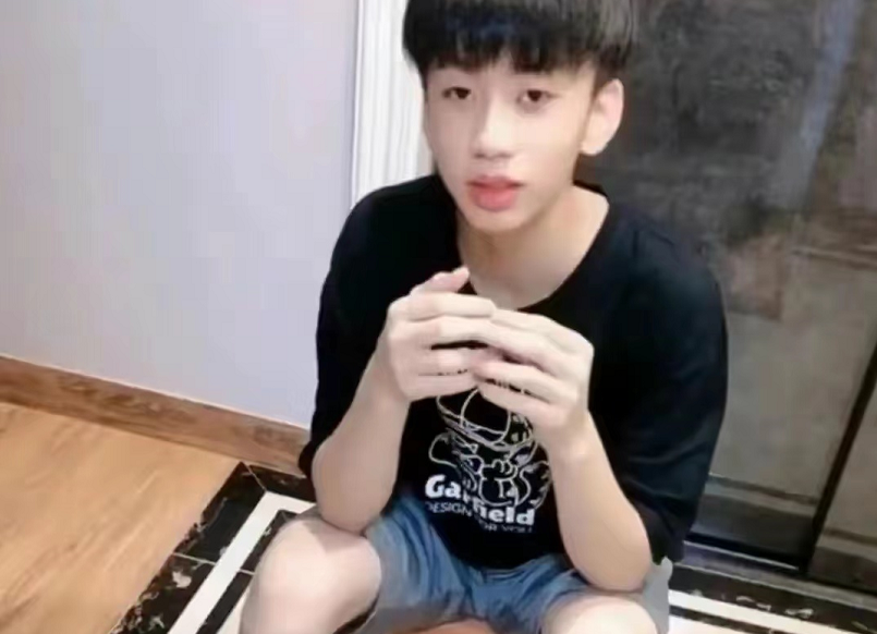 回顾骆玉珠13年连生7娃称不想浪费丈夫好基因现状让人唏嘘