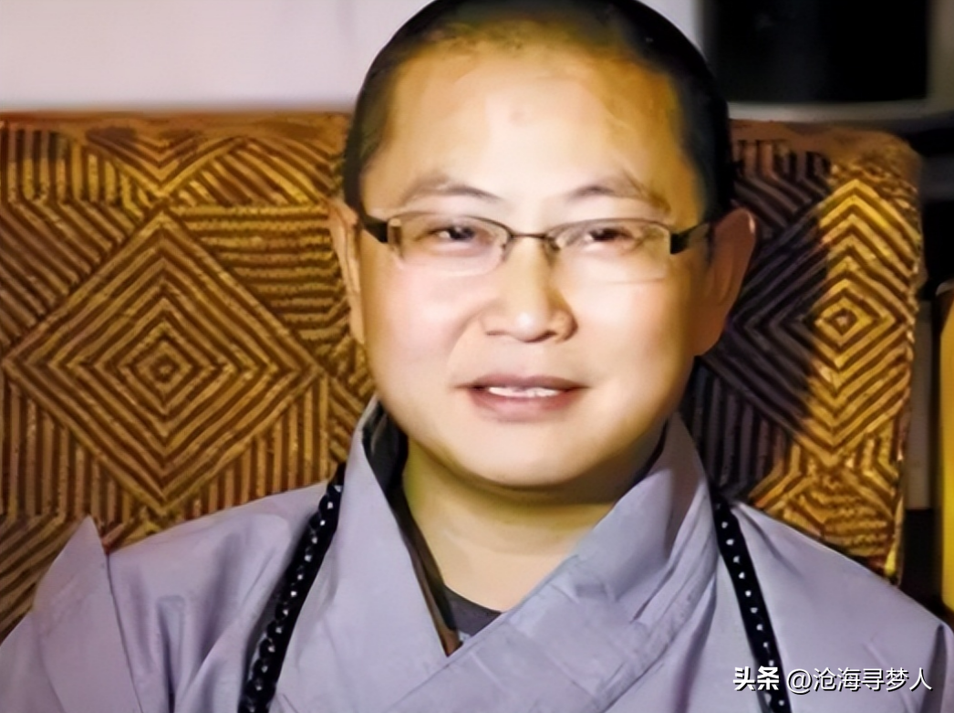 16年前四川女警揭衣露乳哺育婴儿连升四级别后如今怎样