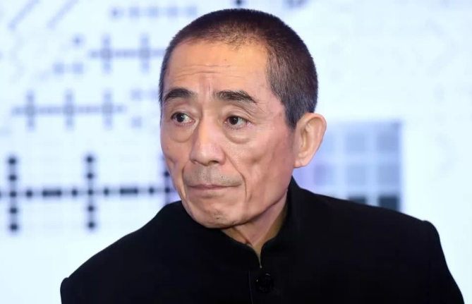 "你爱那个东西,就会执着"刘岩是内蒙古人,法官职务的父亲对刘岩非常