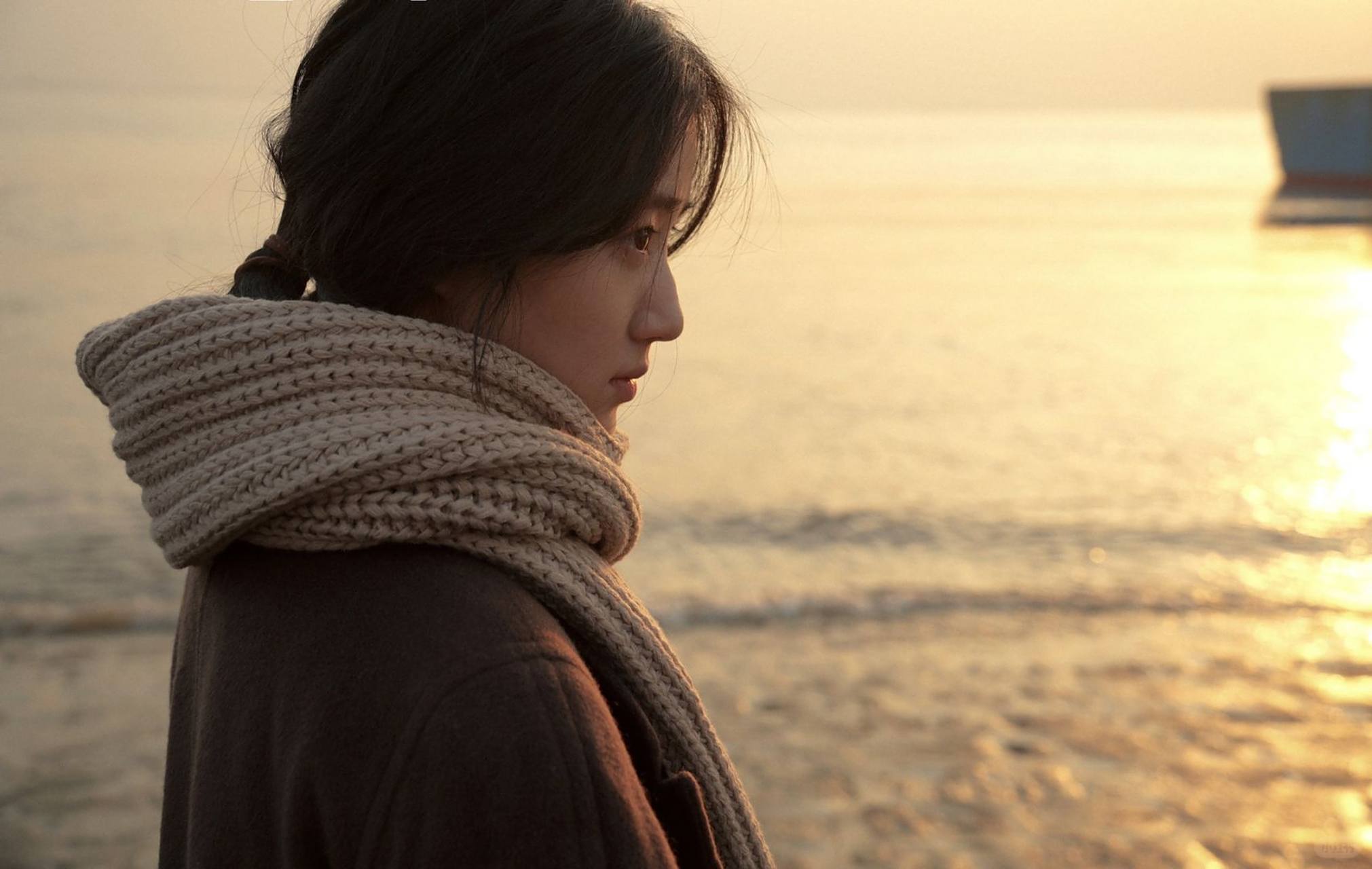 卢昱晓:气质如诗,唤醒少女时代的美学憧憬  在我年少时,那些文艺作品