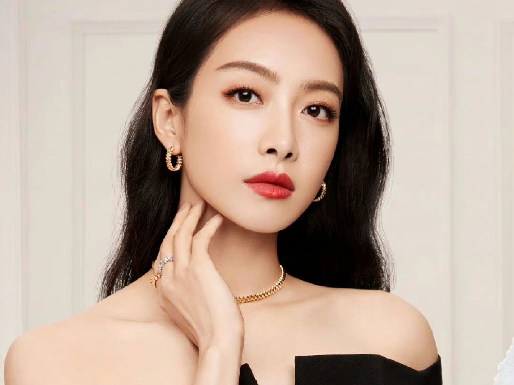 李现与宋茜,谁才是品牌气质的最佳代言人   今天在浏览卡地亚活动的