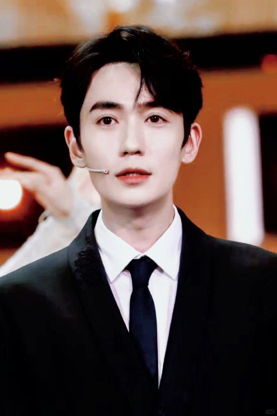 朱一龙近期颜值爆表,谁能抵挡这盛世美颜的暴击?