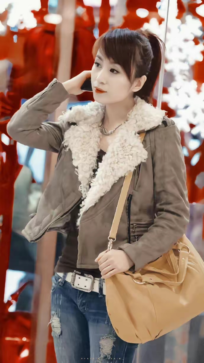 马丽早期写真照好青涩,不愧是沈腾在话剧舞台一眼相中的人!