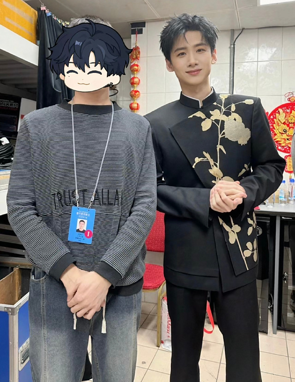 以前是觉得白敬亭一般般,直到看到他的生图,才觉得真人真的很帅啊