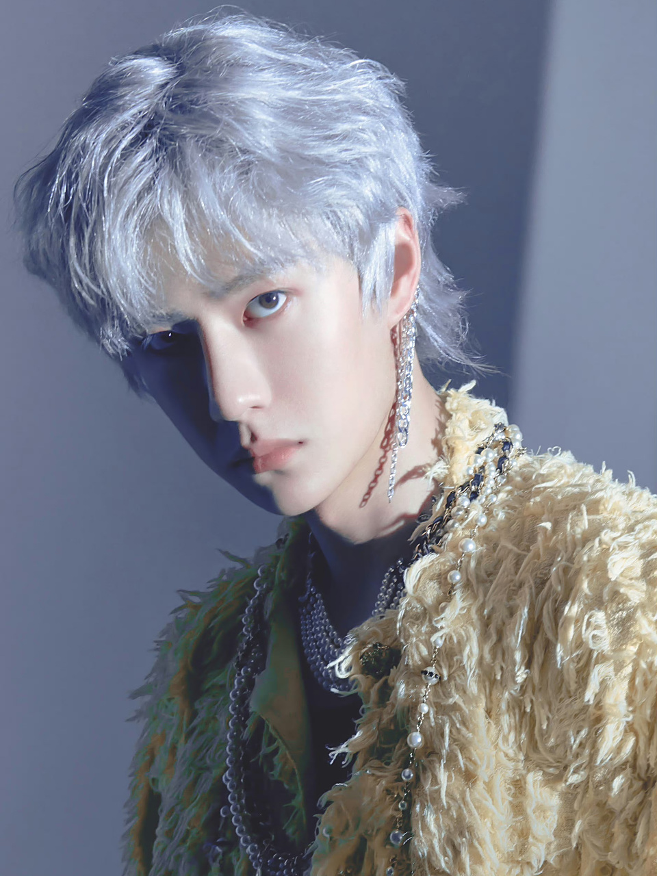 王一博银发简直就是撕漫男!