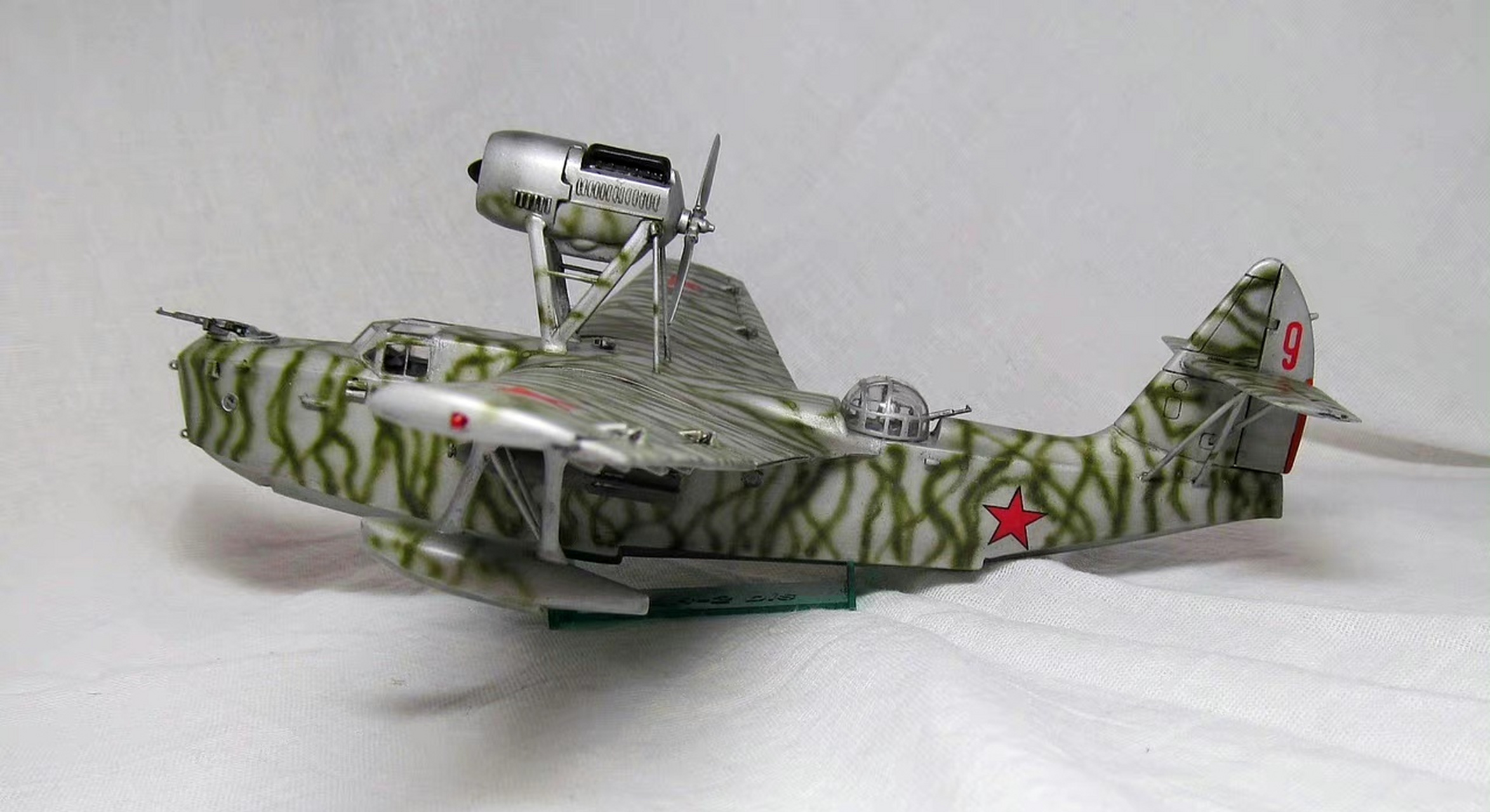 军模欣赏:1/72 前苏联mbr-2比斯水上飞机,该机是苏联海军研制并装备的