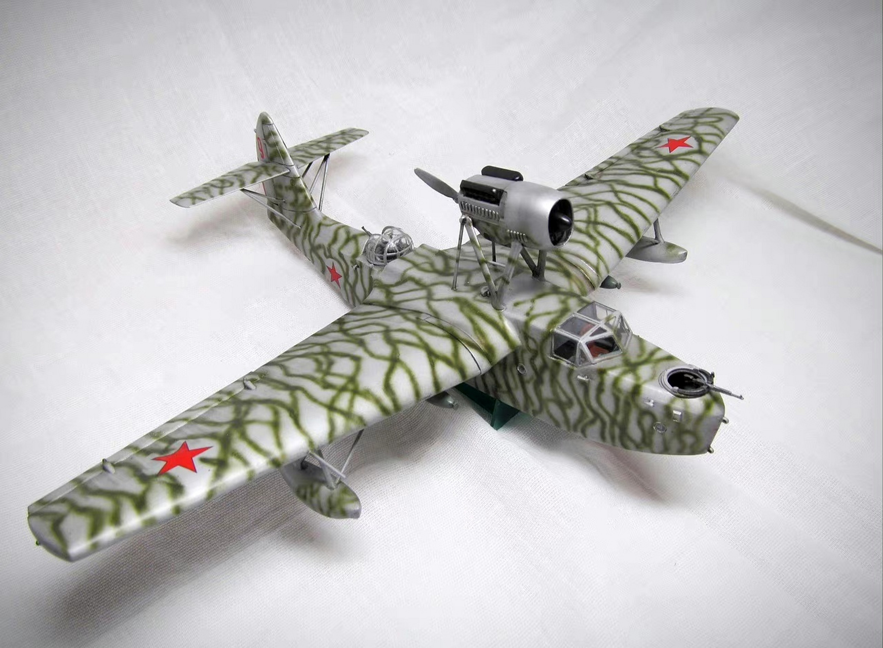 军模欣赏:1/72 前苏联mbr-2比斯水上飞机,该机是苏联海军研制并装备的