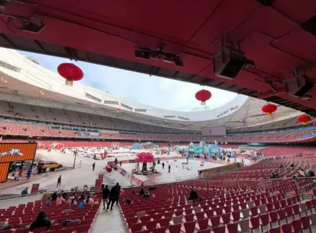 回顾耗资35亿修建的鸟巢每年维护费高达1亿能收回成本吗