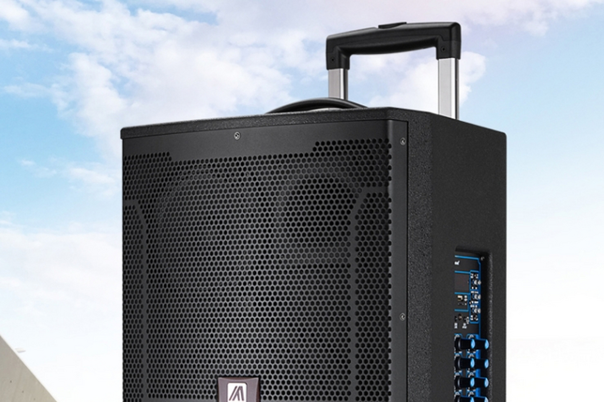 曼龙音响系列提供了多种款式,适合不同需求.