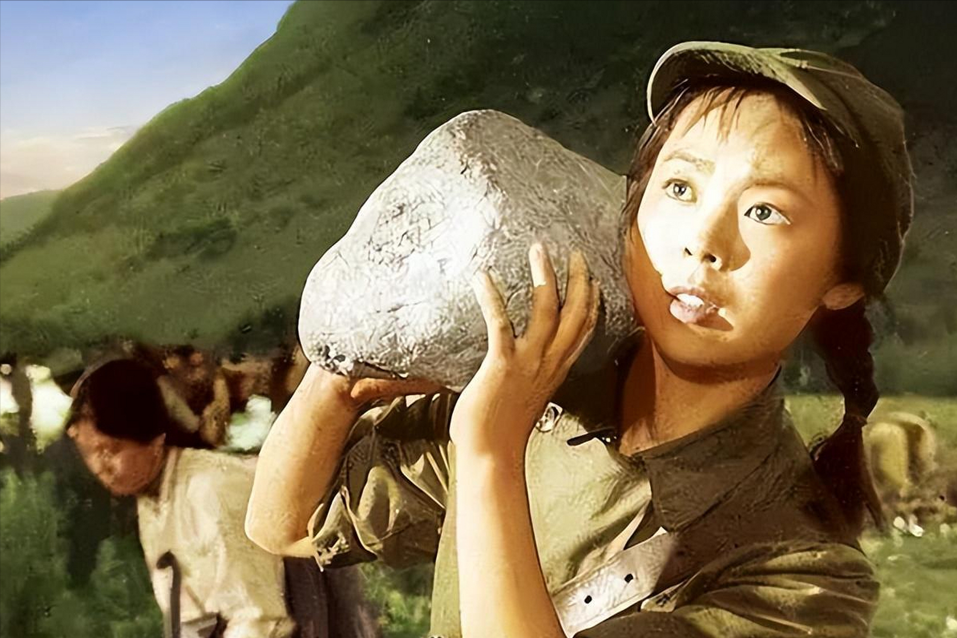 刘尚娴曾因《英雄儿女》中的王芳一角走红,但遭遇家庭变故事业陷入