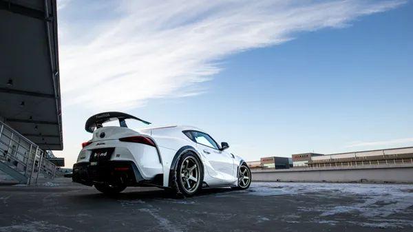 碳纤小宽体精品改装丰田supra