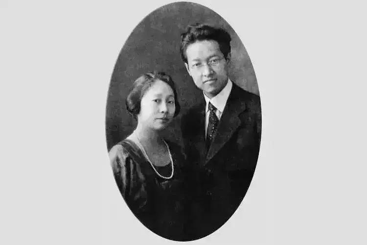 回顾中国最酷父母闪婚爱玩却把4个女儿都培养成教授