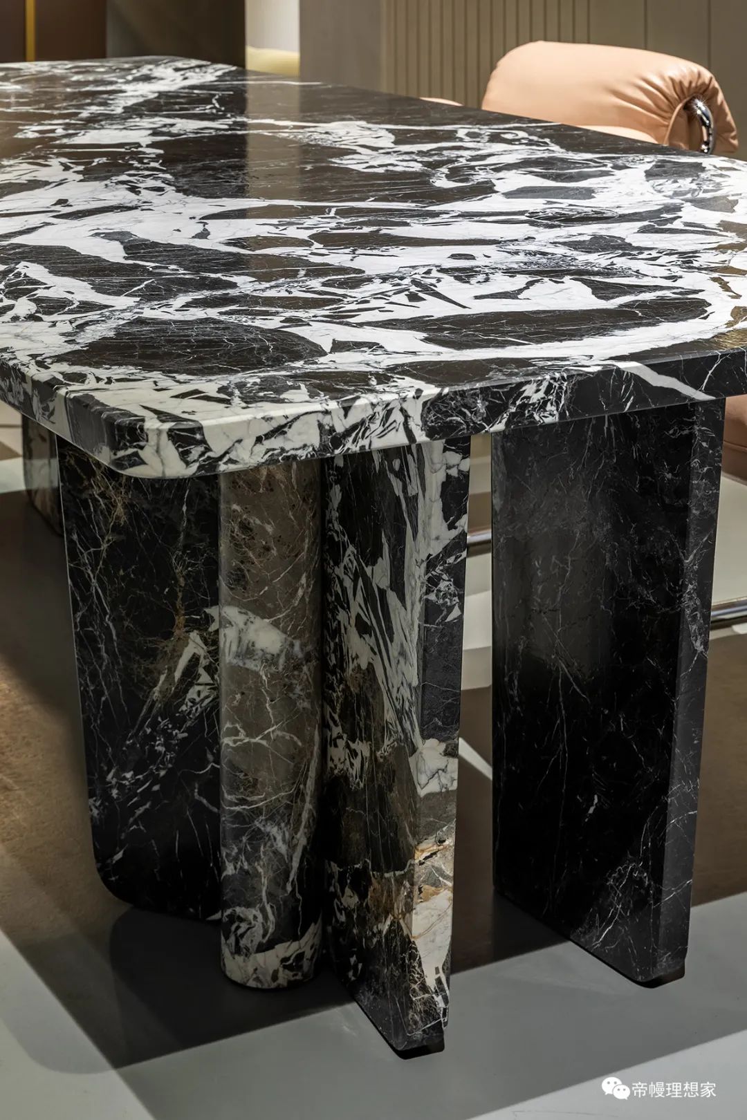 剪刀石头布家居一分钟读懂意大利玩皮大师baxter