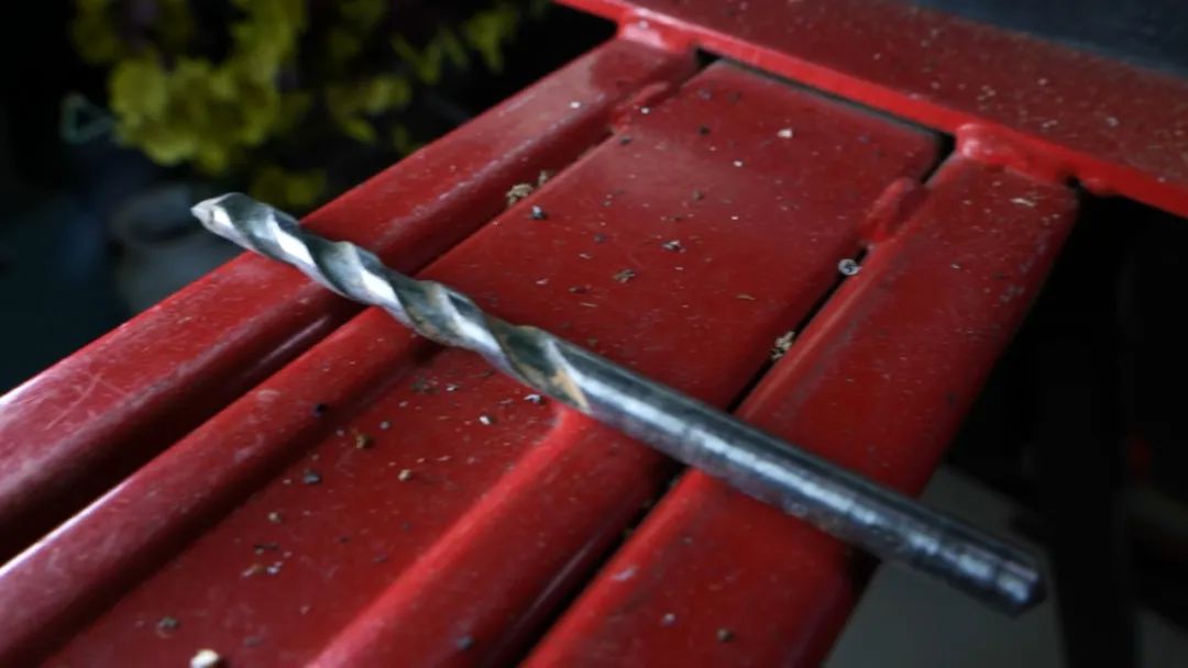 钻石头,钻金属,钻木头,万物皆可钻,五颜六色的钻头到底咋选?