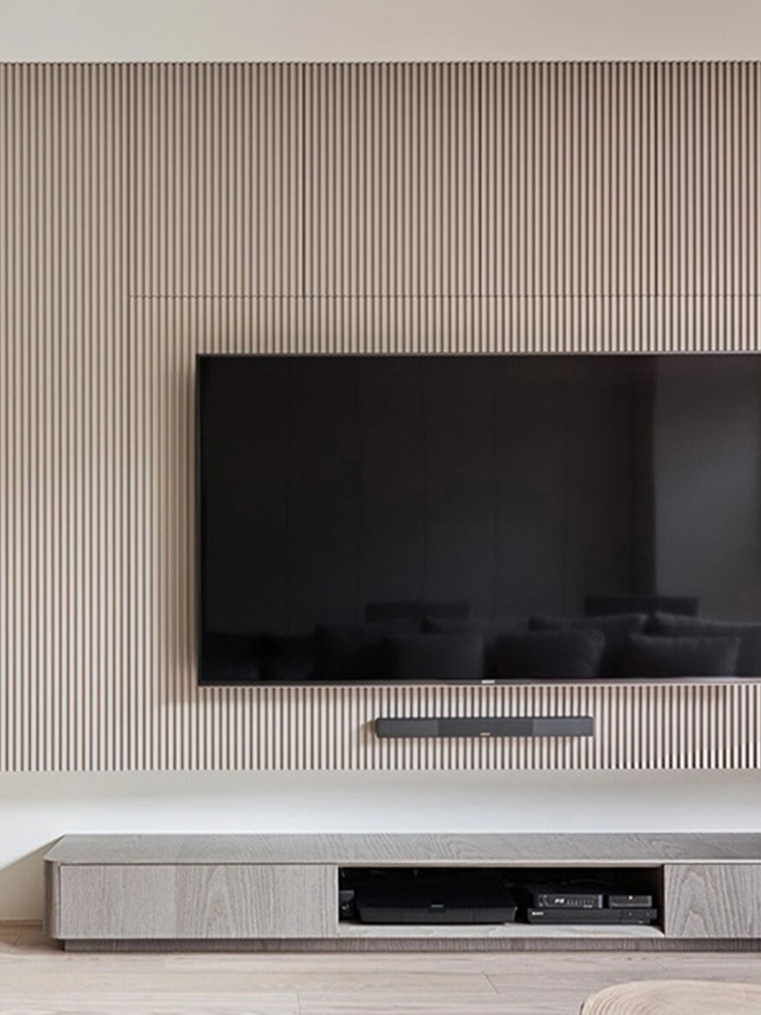 高级感木格栅电视背景墙 .@翠安装修小知识的动态