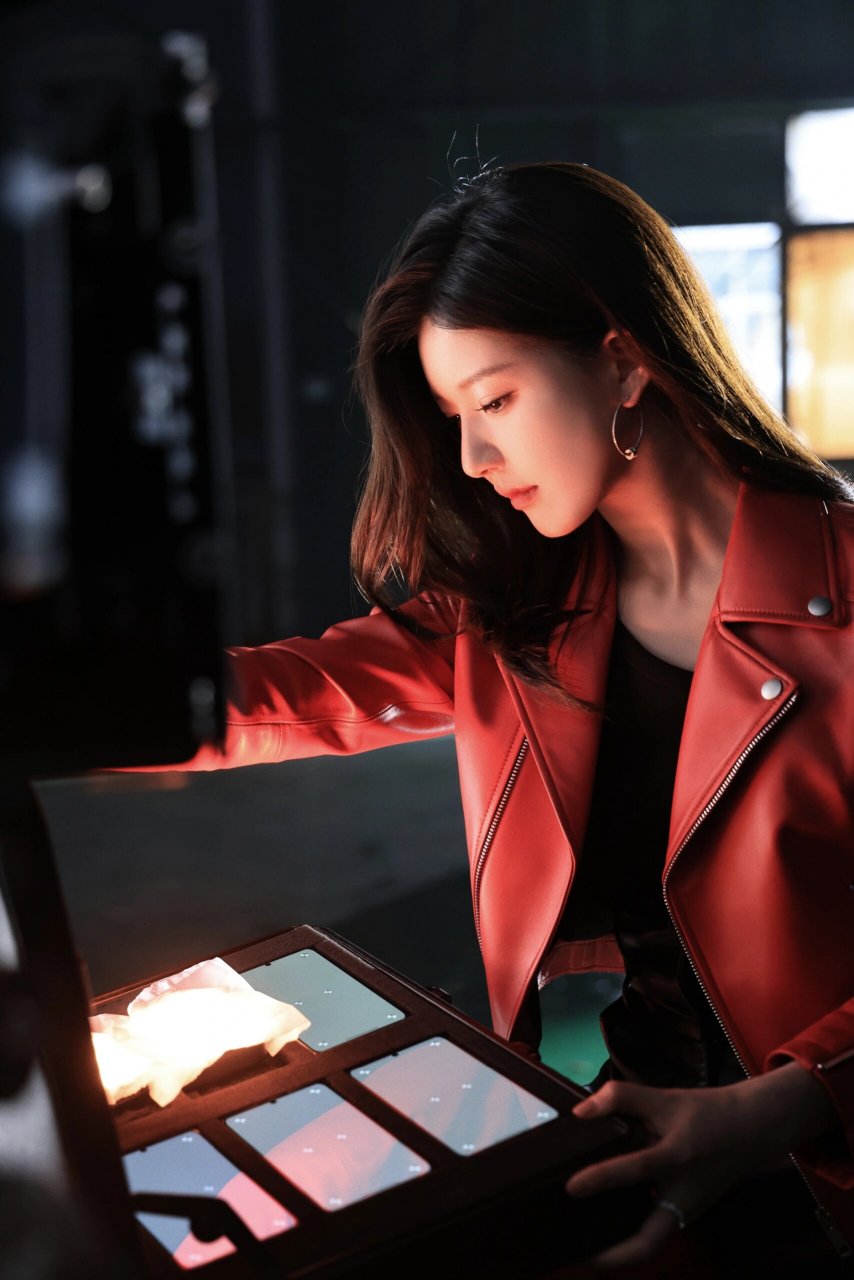 我沦陷了9315机车风的赵露思简直a到爆  赵露思的一组机车风造型