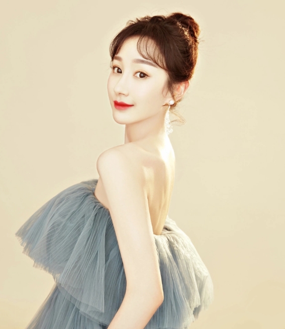 古典舞女演员孟庆旸有多高?