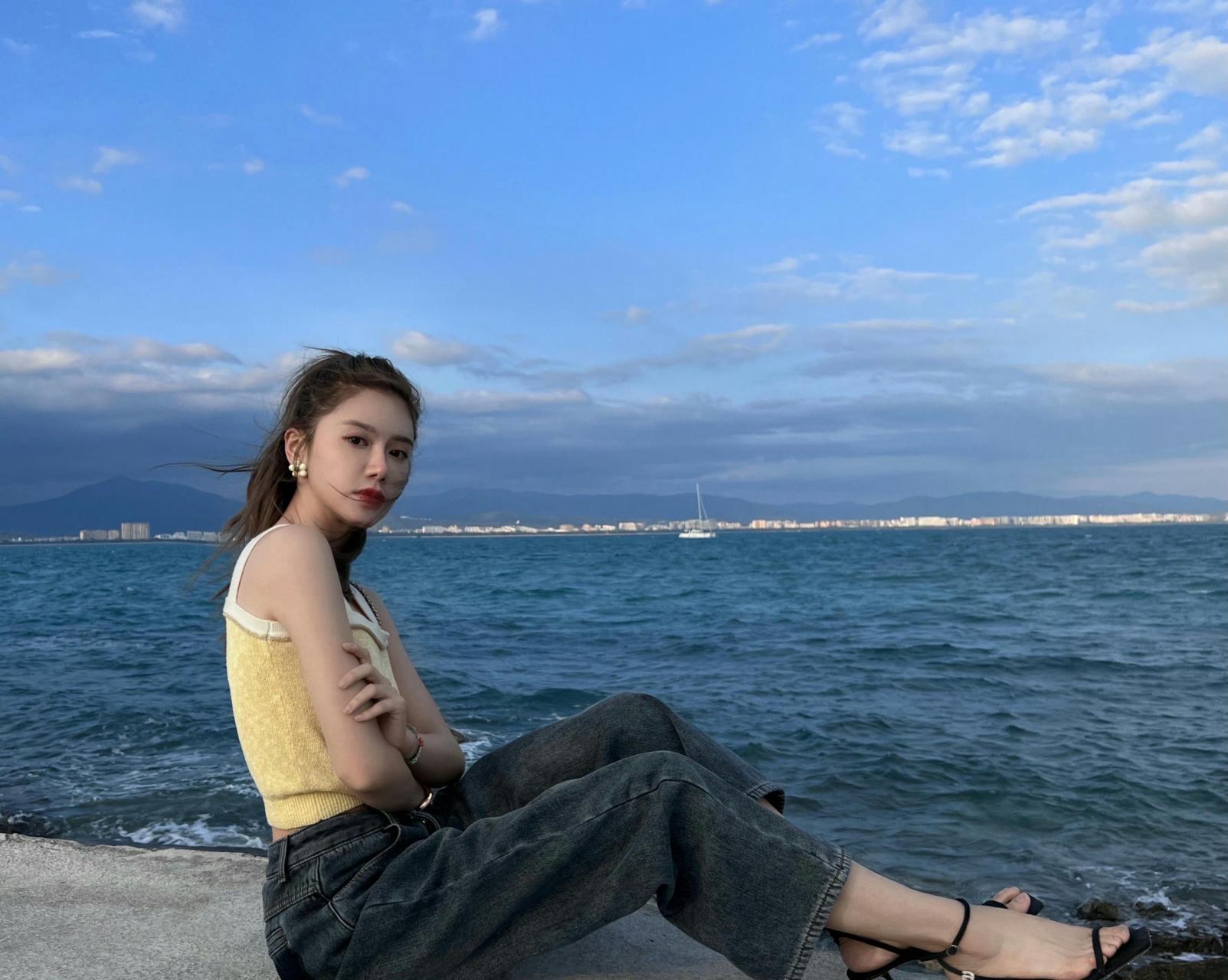 万千篮球迷中的梦中情人,腾讯体育第一美女主播美娜私照