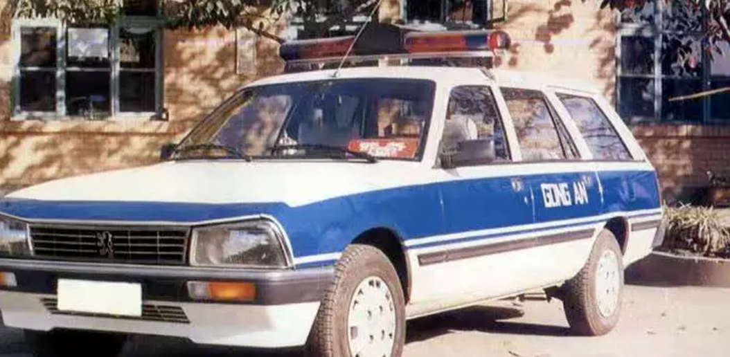 我国警车涂装的变迁历史