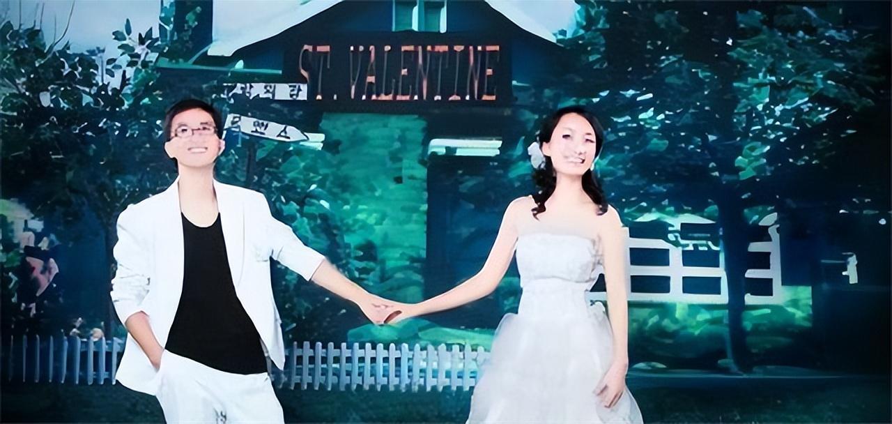 2011年的温州动车事故幸存下来的两岁女孩小伊伊后来怎样了