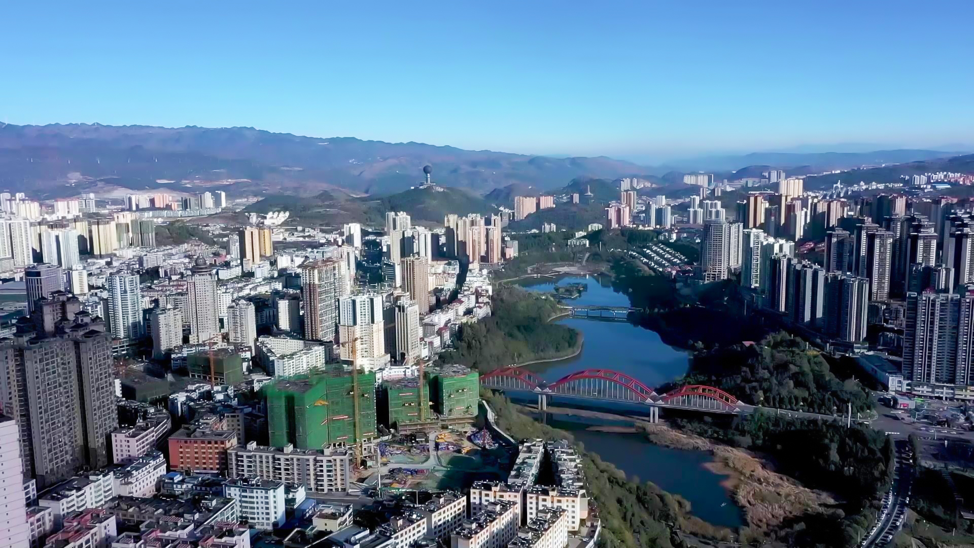 盘州市加快新型工业化步伐赋能"富矿精开"