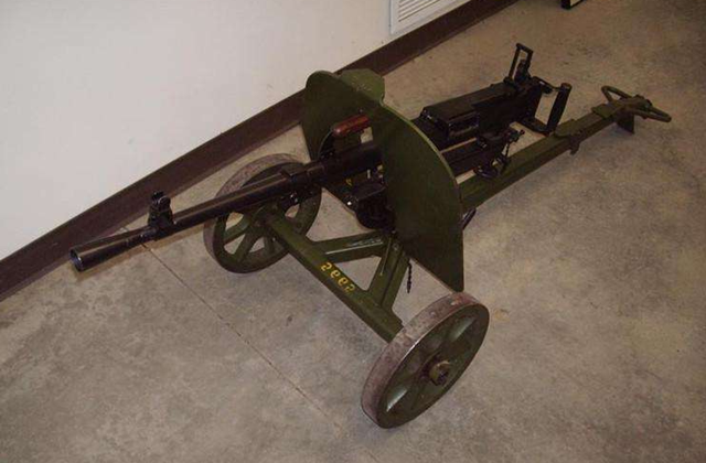 兵器知识:中国53式重机枪