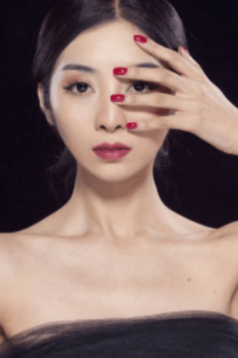 纪实山东女孩李雪珂24岁年收入千万未婚生下三个混血宝宝