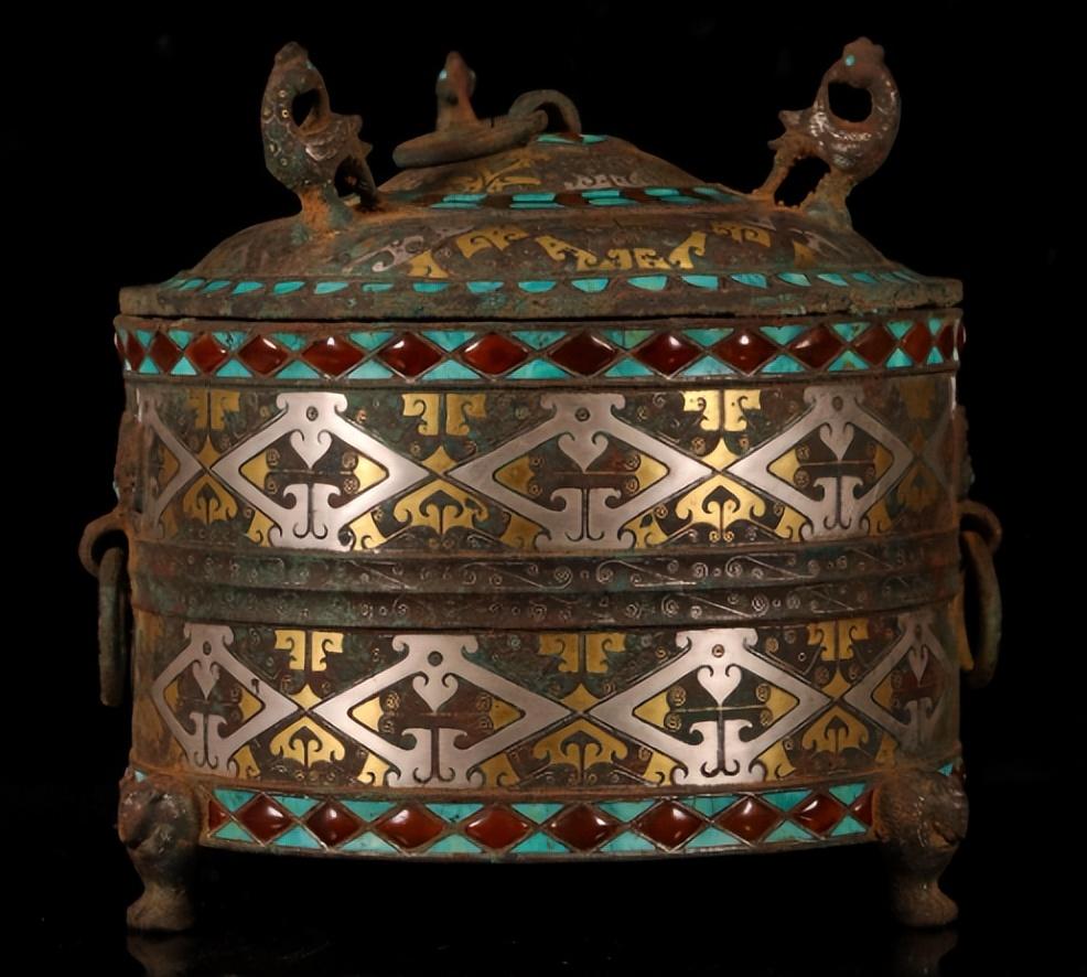 错金银"百兽图"壶红山 双人玉管饰红山 勾云形佩战国 s龙玉饰一对汉代