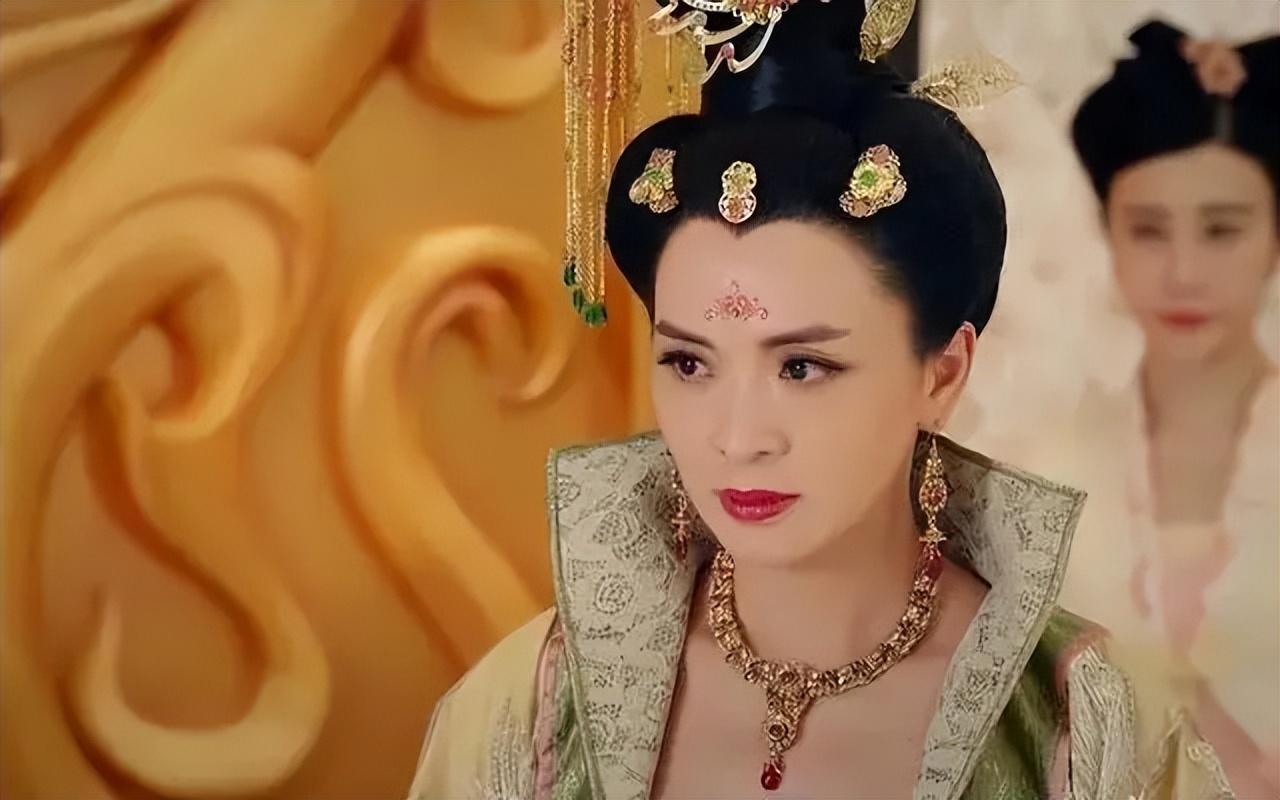 此时李旦只有两个儿子,长子李宪5岁,次子李捴1岁.