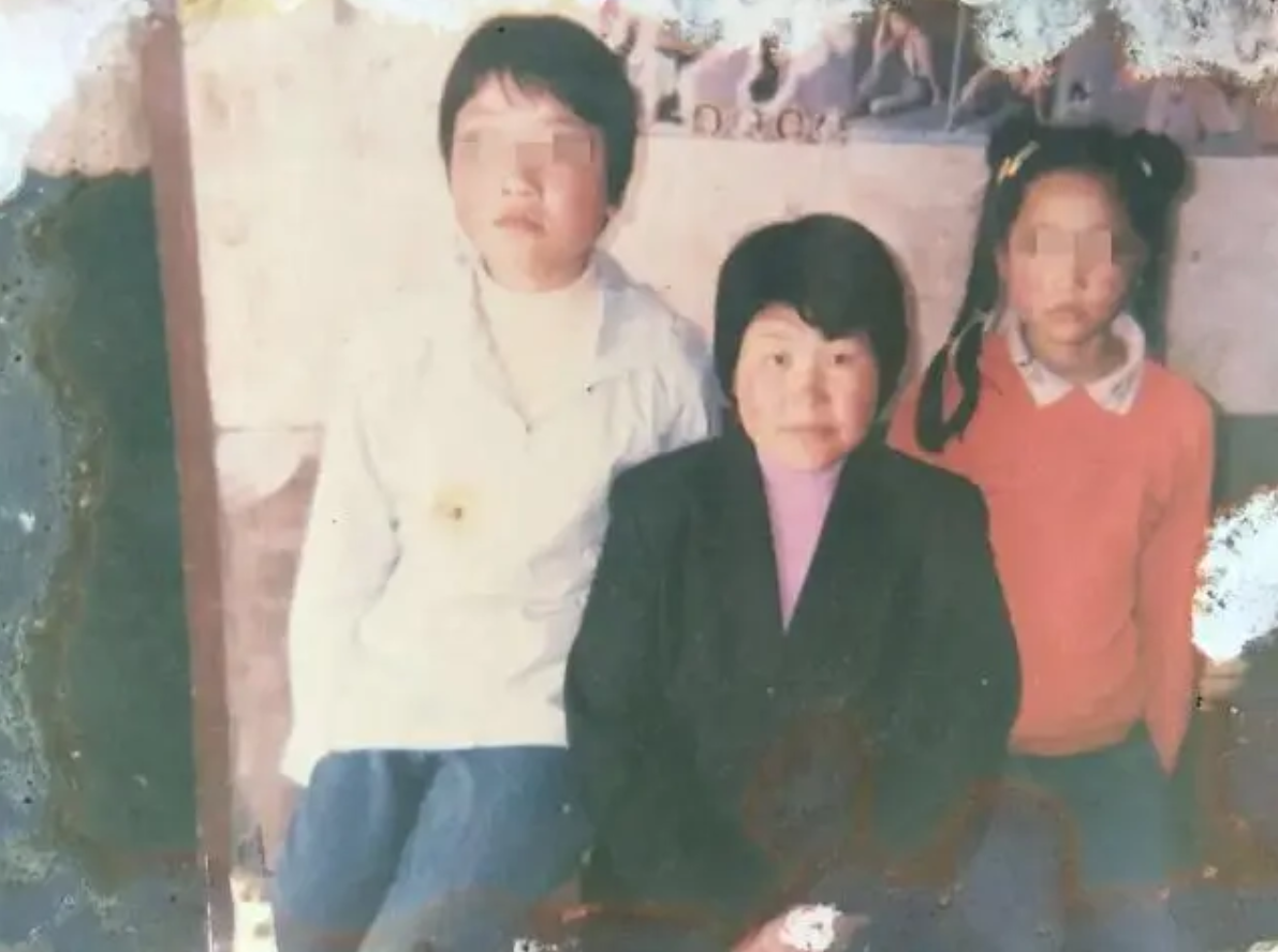 回顾98年男子被打死妻子追凶17年抓捕5人为丈夫报仇