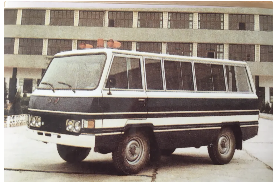 我国警车涂装的变迁历史