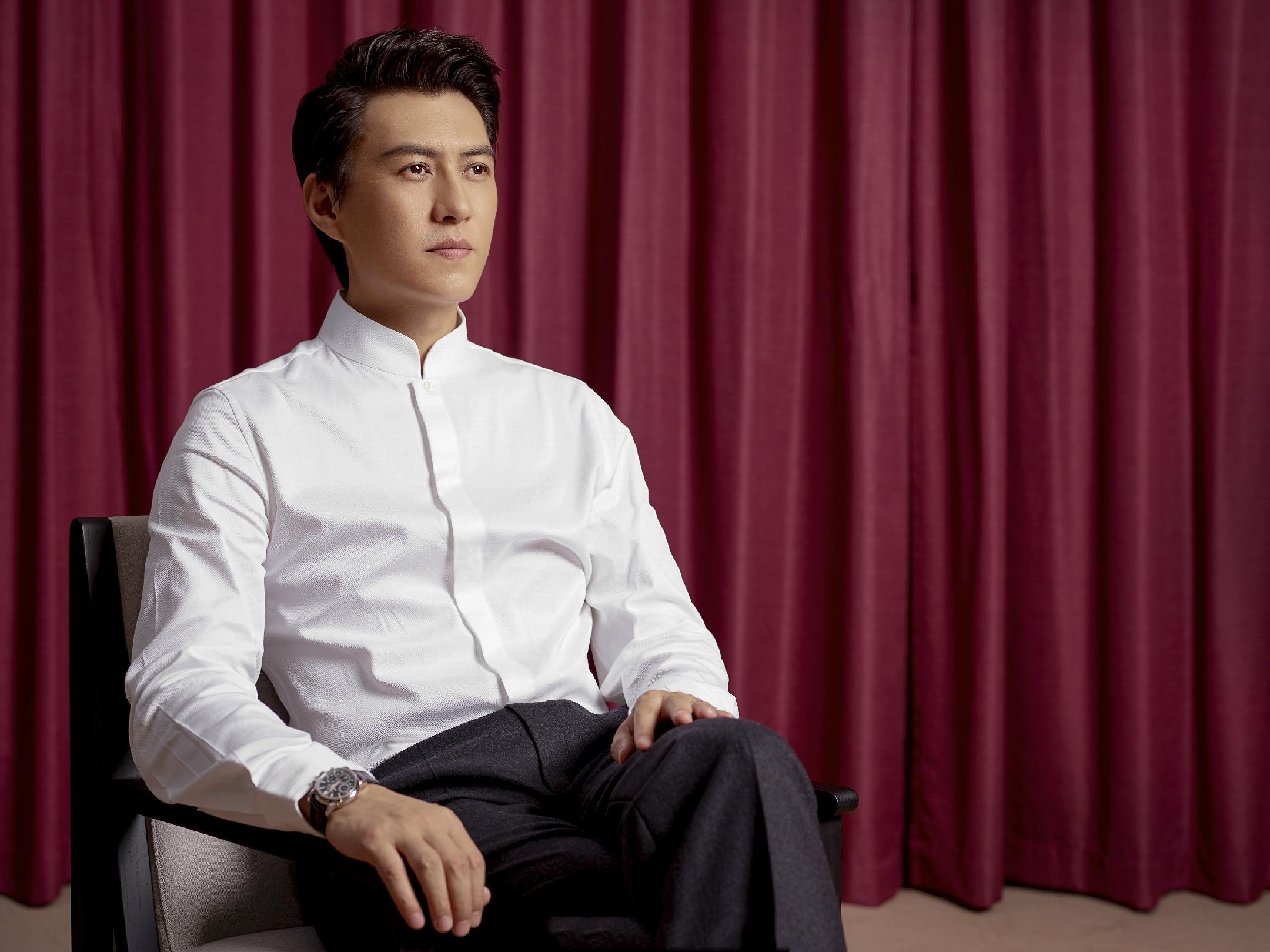 尖嘴猴腮别硬演富豪角色10位男明星站在那就是人间富贵竹