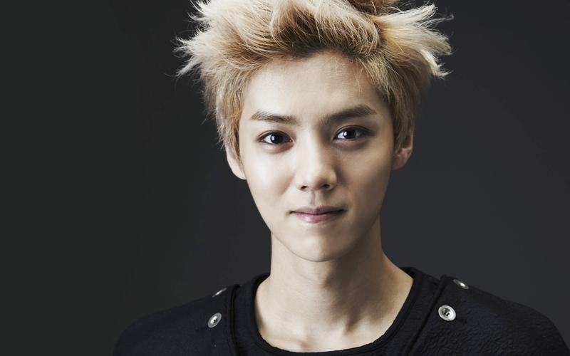 事实证明和鹿晗挺过七年之痒的关晓彤已经走上了另一条道路